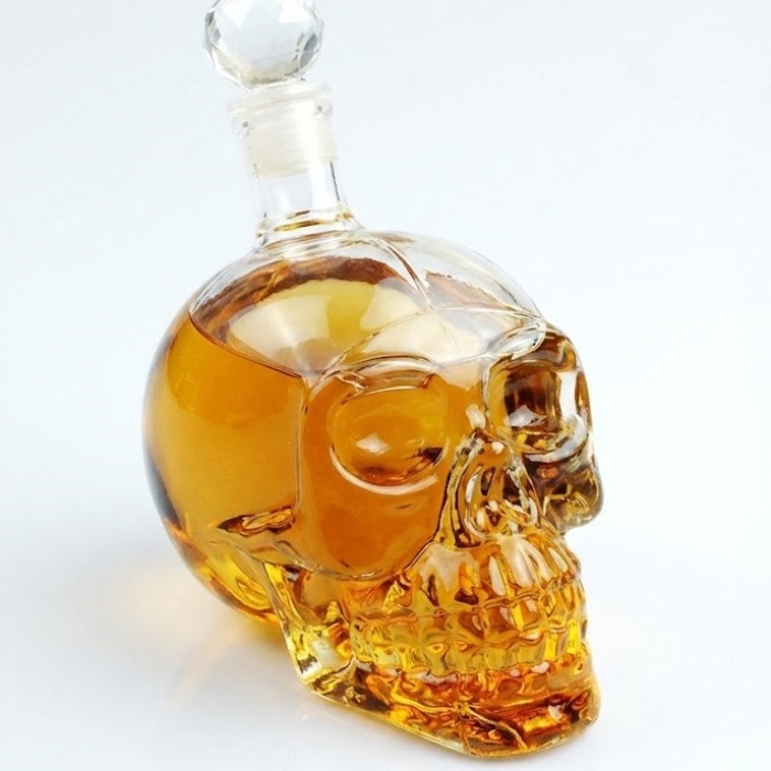 ® Yeni Ürün Crystal Head Kuru Kafa Cam Şişe Viski Likör Hediyelik Sürahi (550 ML)